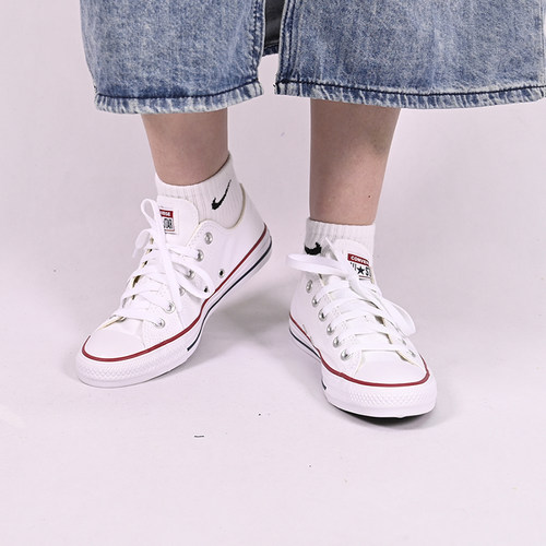 AllStar白色低帮休闲帆布鞋