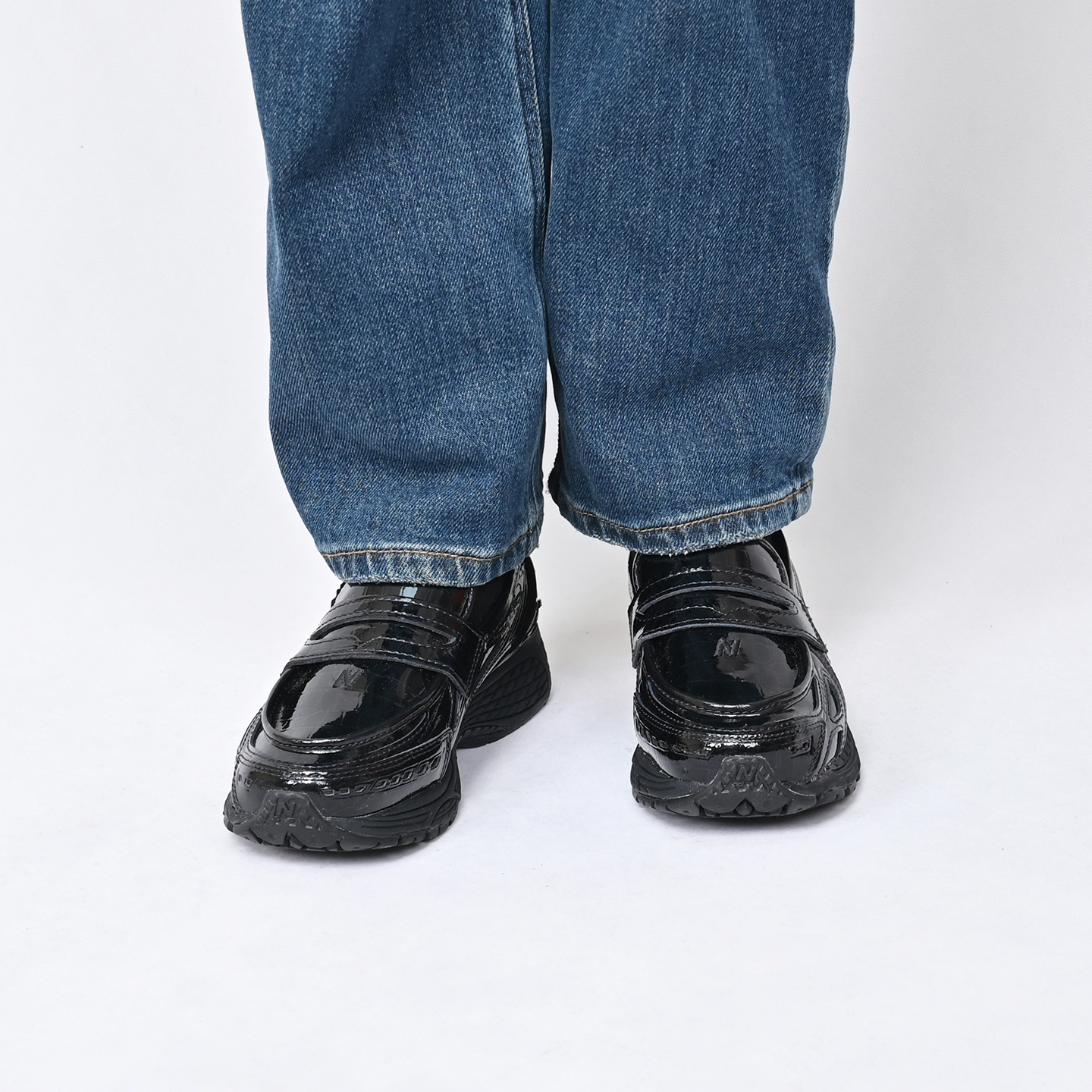 NEWBALANCE复古休闲鞋