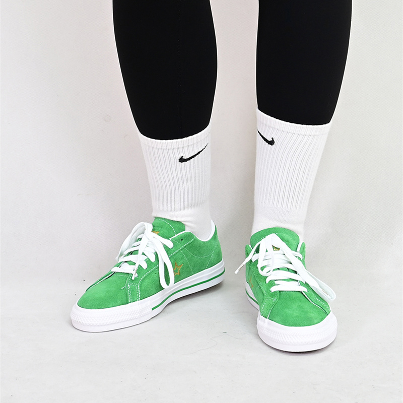 Converse情侣运动休闲鞋