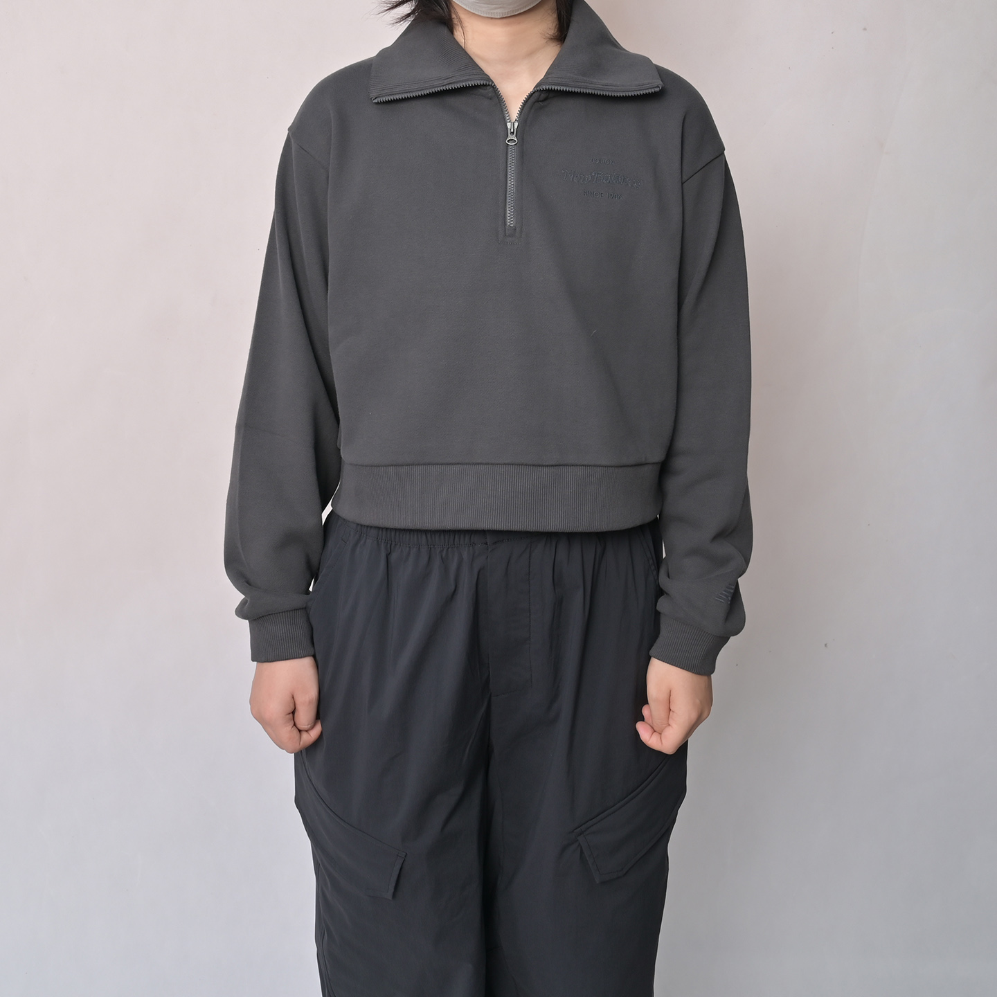 NEWBALANCE女子立领卫衣