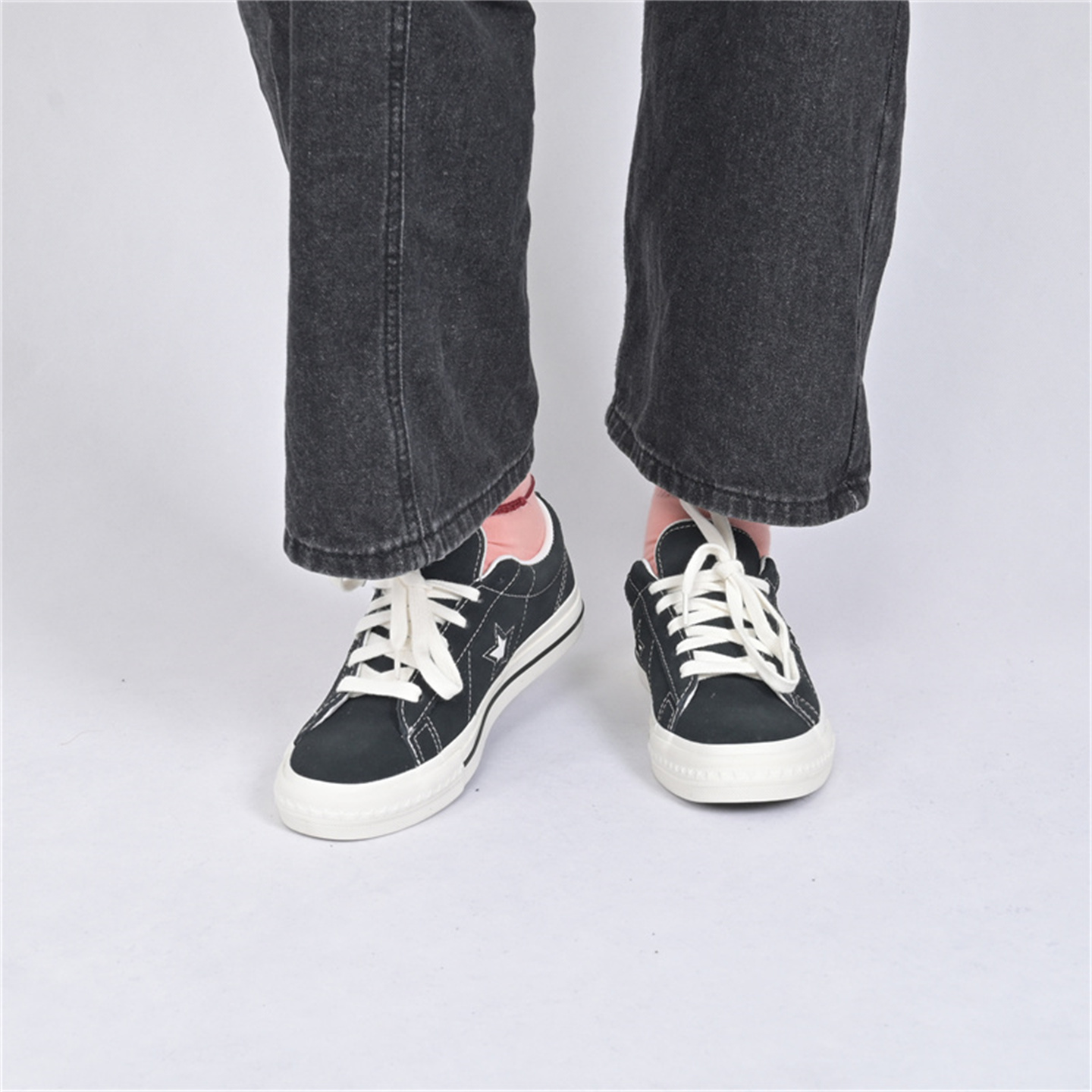 Converse情侣百搭复古板鞋