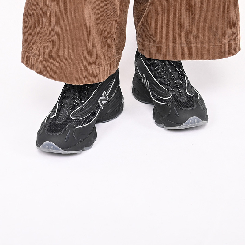 NEWBALANCE复古休闲鞋