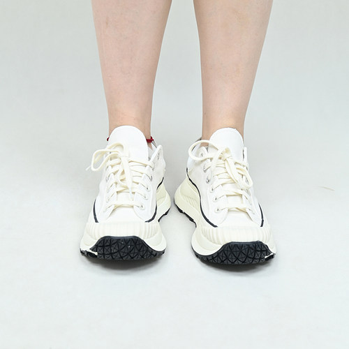 Converse机能风厚底饼干鞋