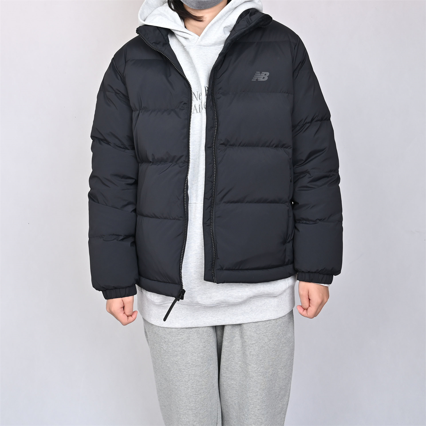 NewBalance女子保暖羽绒服