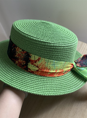 草绿色帽子女夏季出游英伦
