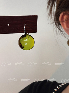 pipi原创设计绿色灯泡复古清新耳勾耳环耳钉耳饰女高级百搭防过敏