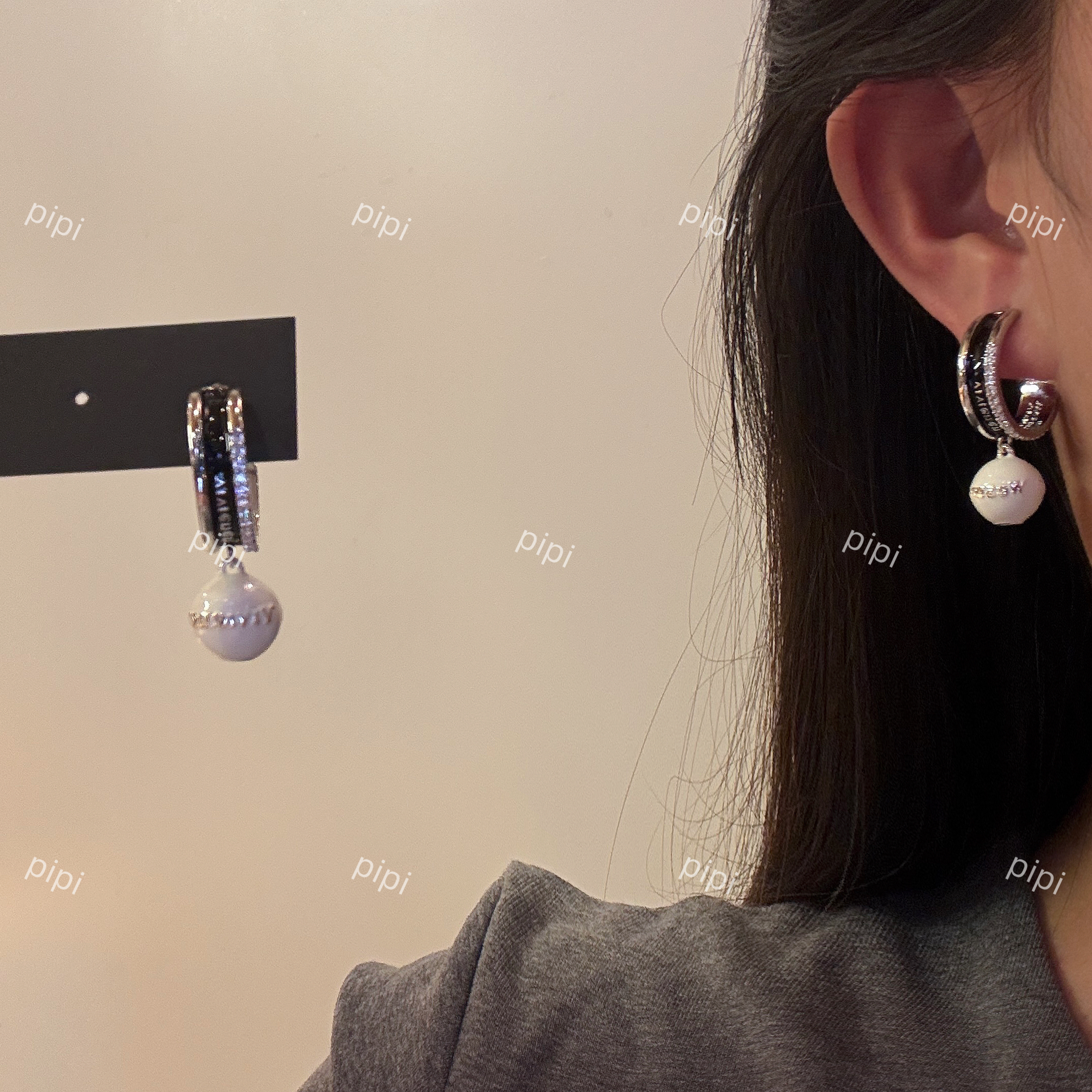 pipi小众设计法式字母c圈镶钻滴釉星球耳环女甜酷风百搭耳饰银针