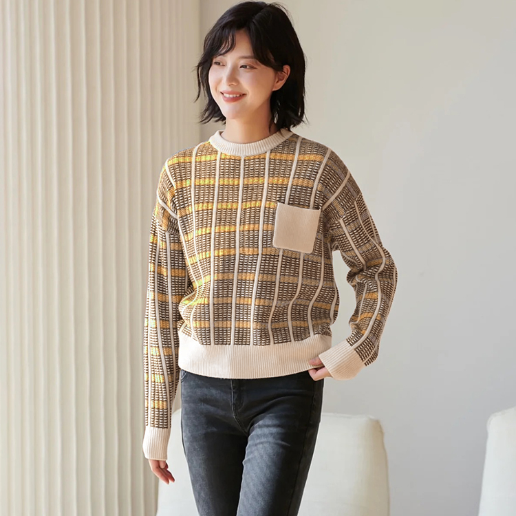 碧K纯绵羊毛格纹毛衣圆领针织衫