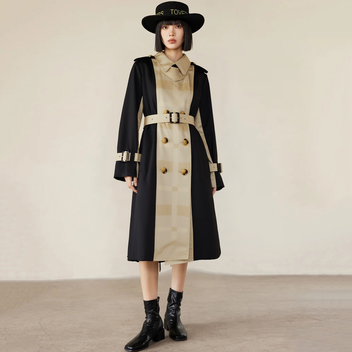 羽绒服1599元90绒锁热内胆派克服