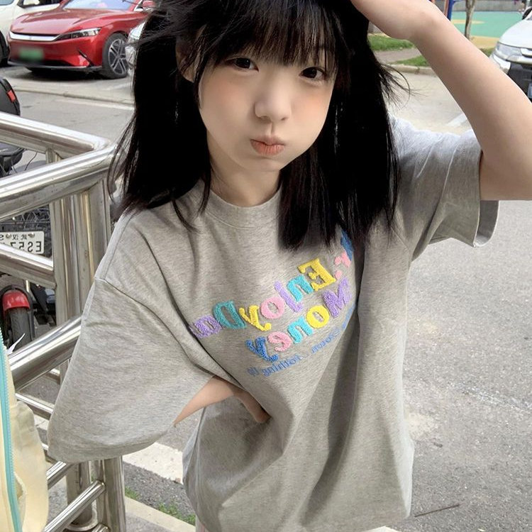 马卡龙彩色字母刺绣短袖t恤女