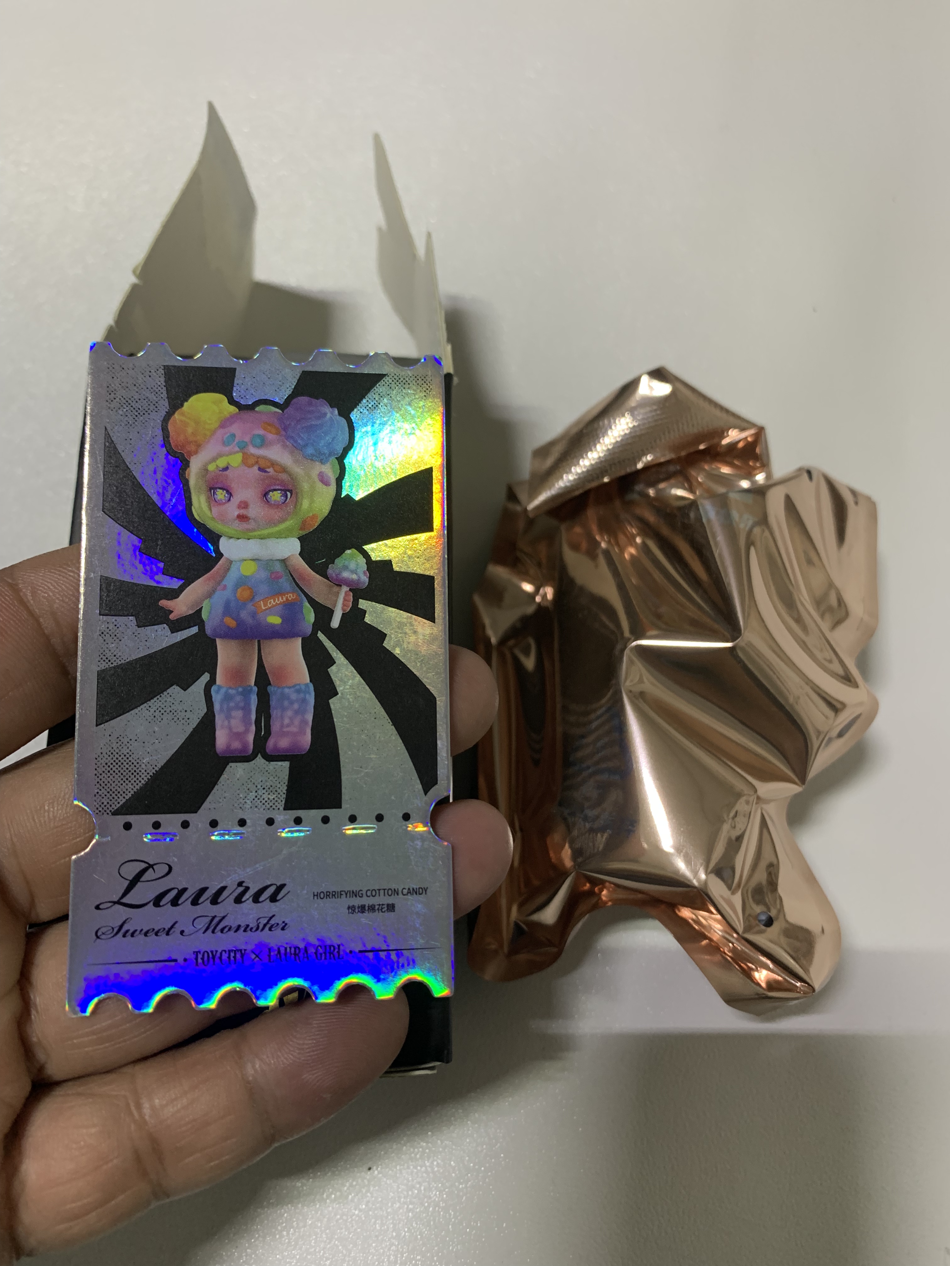Laura甜蜜妖怪 惊喜棉花糖拆盒未拆袋 不包官瑕