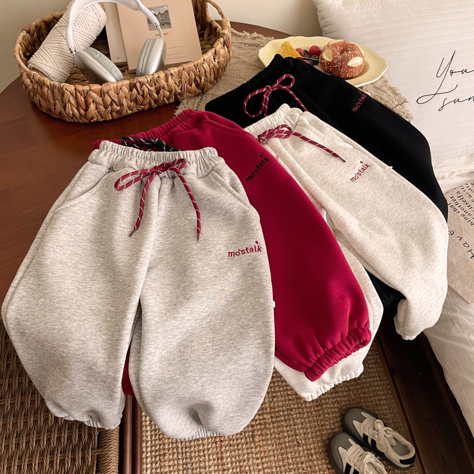 儿童加绒裤子秋冬宝宝韩系字母刺绣女童冬季男童裤休闲卫裤运动裤