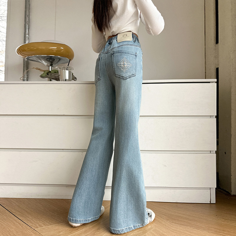 女童微喇牛仔裤春秋2026新款洋气超好看儿童裤子女孩喇叭裤中大童