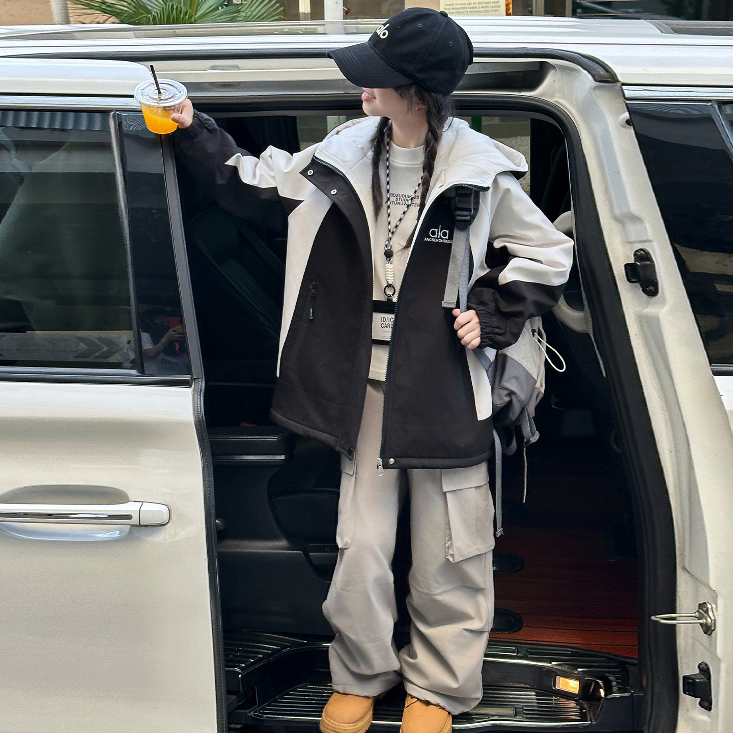 女童外套秋冬款2025新款儿童冬装上衣初中生女孩派克服加绒厚大童