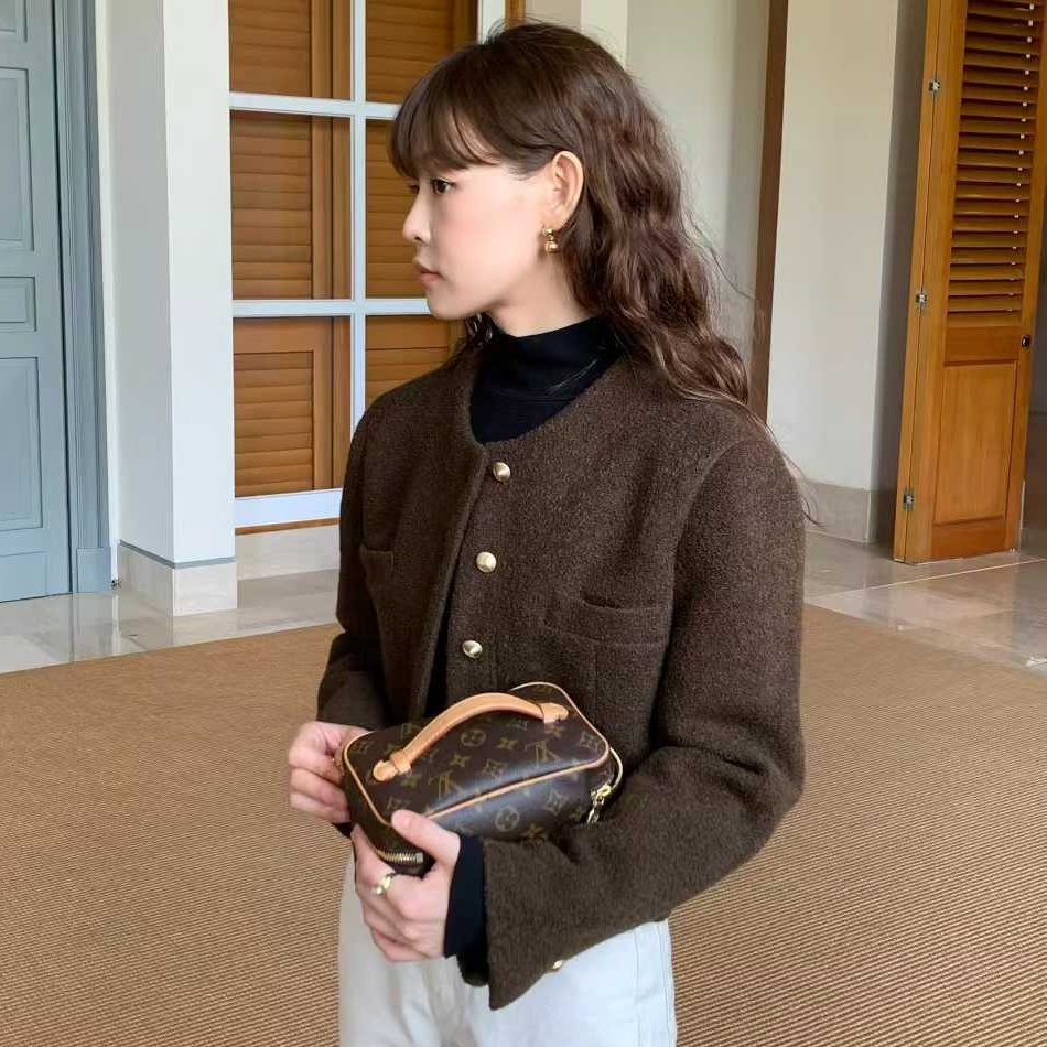 有货 韩国东大门法式气质圆领单排扣休闲时尚小香风短款毛呢外套,女装/女士精品,短外套,淘宝优惠券,粉丝福利购,淘宝优惠卷