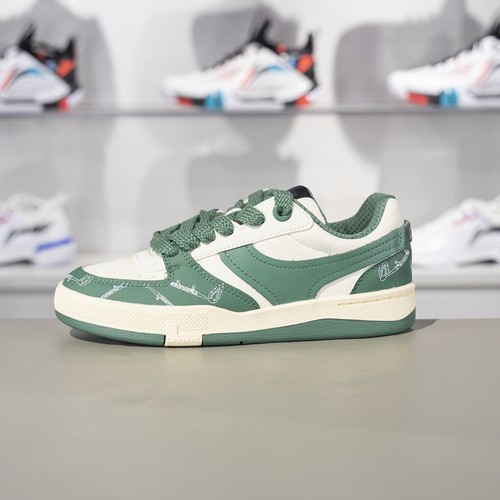 李宁系带女子低帮滑板鞋