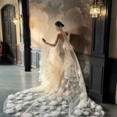 头纱新娘主婚纱奢华高级感手工绢纱花朵大拖尾梦幻婚礼头饰超仙美