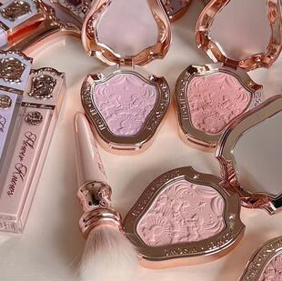 花知晓独角兽腮红01雪霜珍珠高光修容晒红一体盘提亮膨胀色正品女