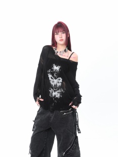 入秋设计感镂空蝴蝶印花上衣慵懒感宽松露肩针织衫 ROY11 2024新款