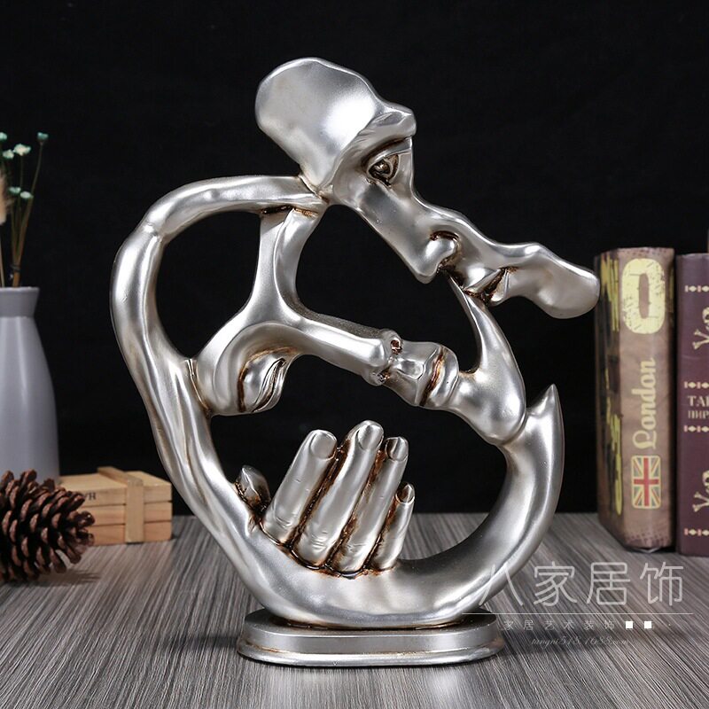外贸跨境 欧式复古创意抽象情侣人物雕塑树脂工艺品桌面摆件 原创