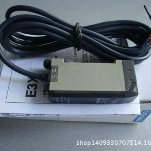 欧姆龙接近开关E2GA-M18KN08-WS-A1-Z，E2GA-M18KN08-WS-U1-Z