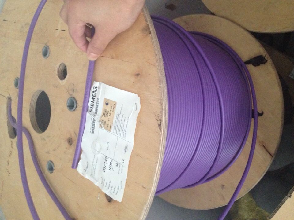 西门子6xv1830-0eh10 电缆 6XV1830-0EH10 原装正品 6XV18300EH10