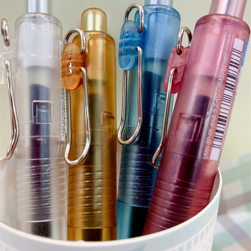 日本UNI三菱果茶限定小胖子中性笔低重心透明杆小浓芯0.5按动黑笔