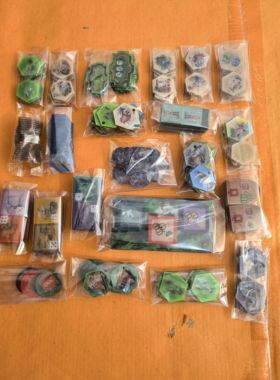 勃艮第城堡豪华版桌游补件六角片四角片亚克力token指示物高精度