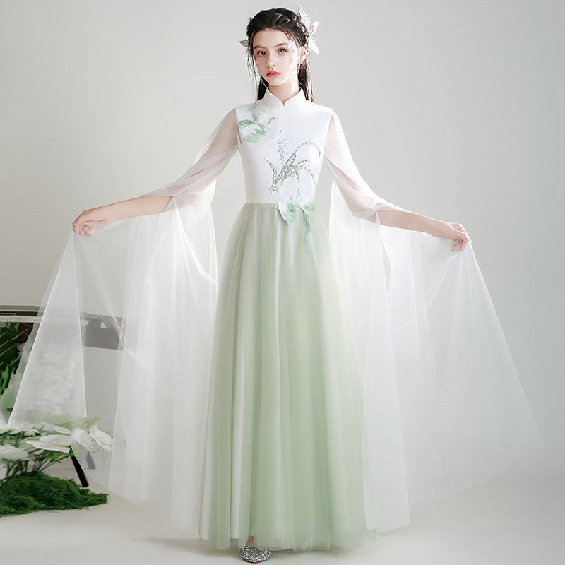 女童古筝民乐表演网纱长袖礼服