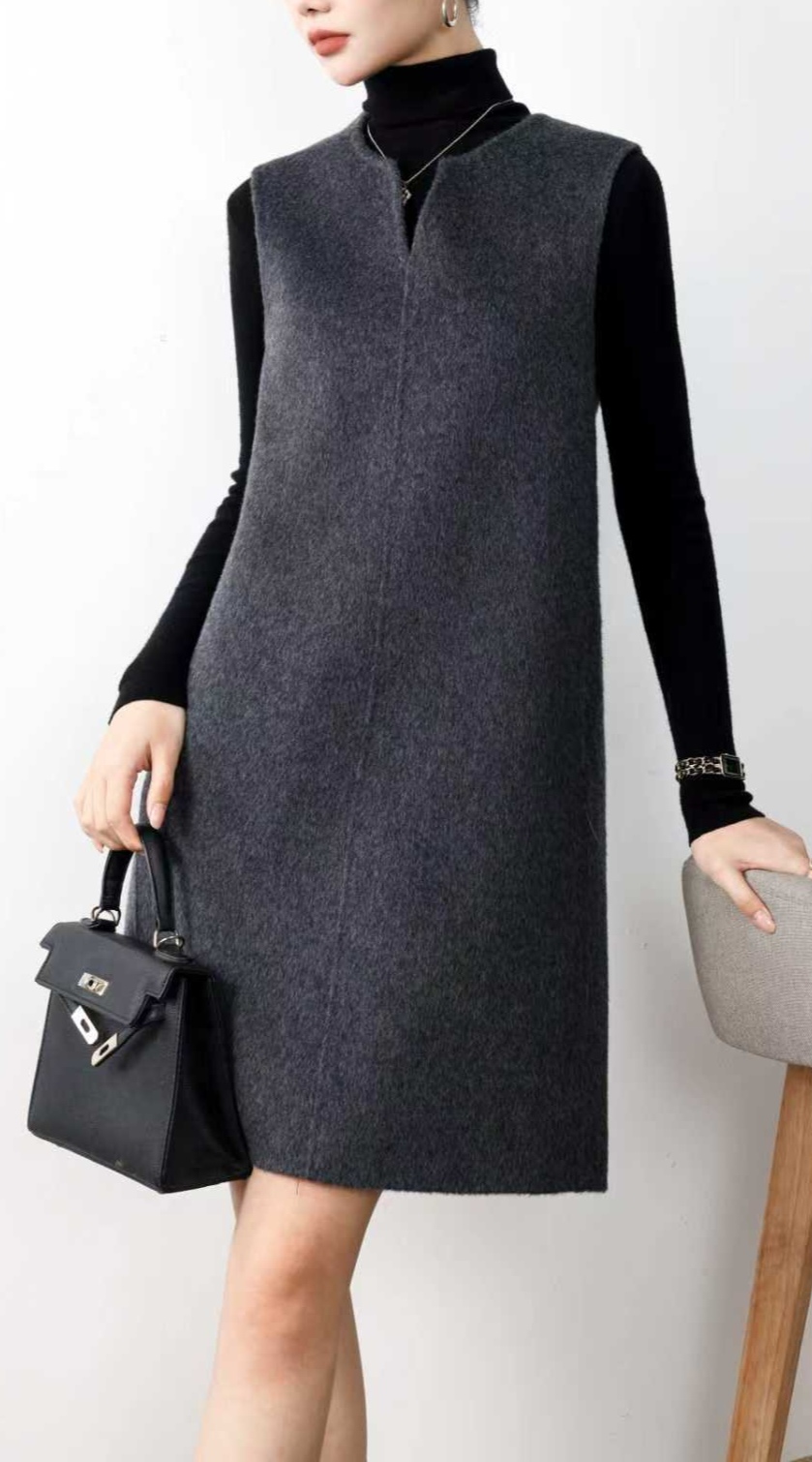 文艺毛呢背心裙秋冬新款女装马甲宽松中长款呢子连衣裙女