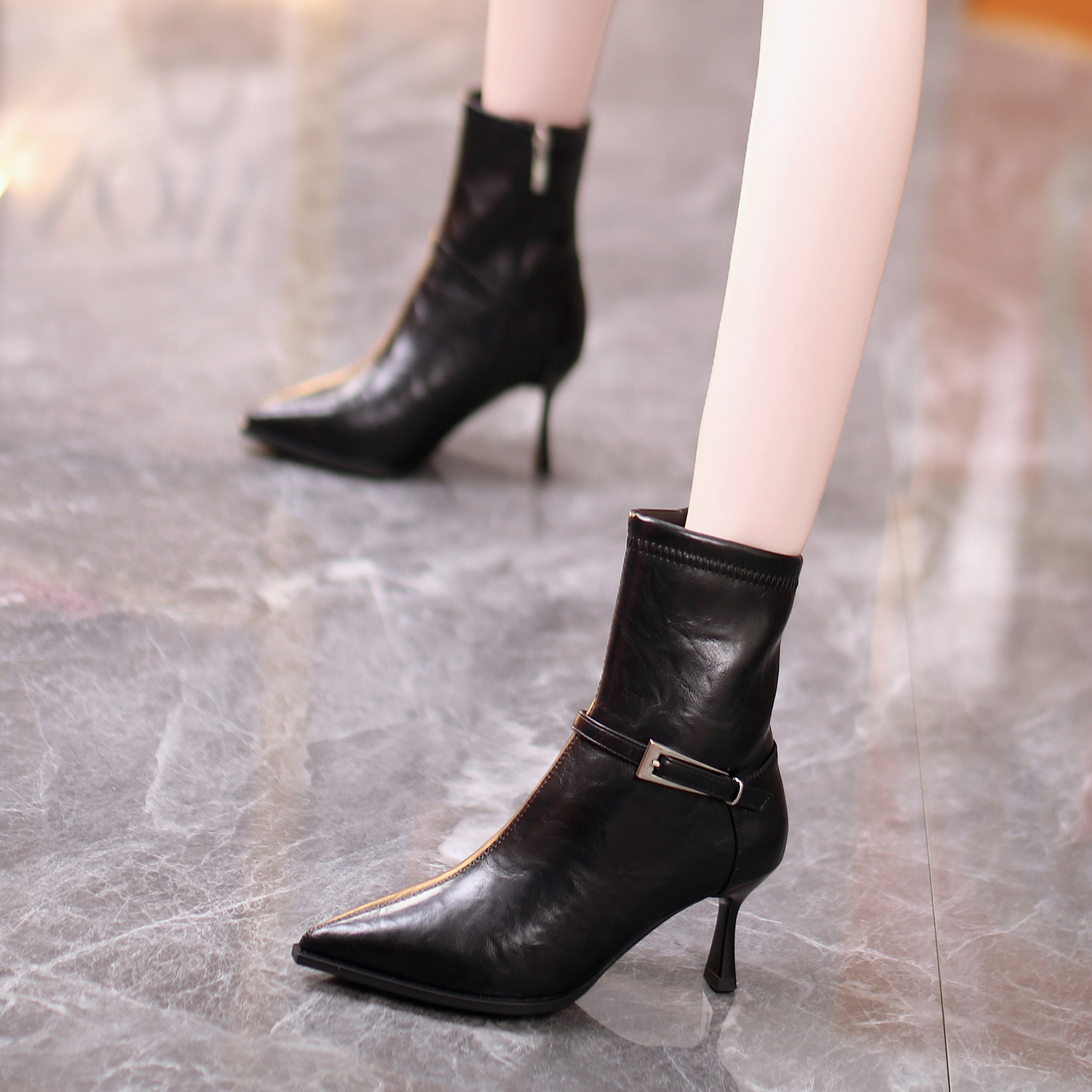 韩版新款显瘦高跟时装靴