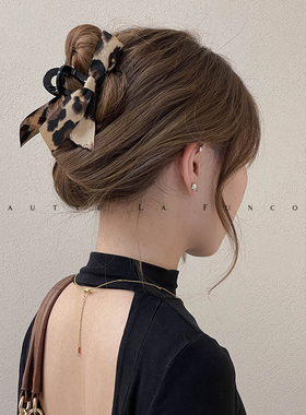 FUNCOCO｜韩系豹纹蝴蝶结发量少显多小号后脑勺盘发鲨鱼夹抓发夹