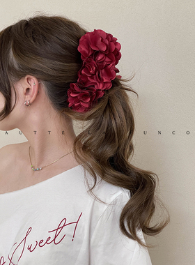 FUNCOCO｜发量多适用网红同款酒红花朵竖式防滑高马尾发夹香蕉夹