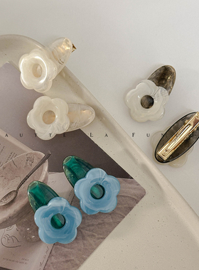 FUNCOCO｜清新又温柔~小巧花朵刘海发夹前额碎发卡顶夹公主头对夹