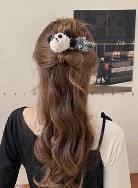 FUNCOCO｜毛绒卡通一字后脑勺盘发鸭嘴夹2025秋冬新款可爱发夹女