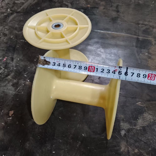车载式滴灌带提管器拖拉机专用拽管尼龙轮拉管器四轮车起滴灌毛带