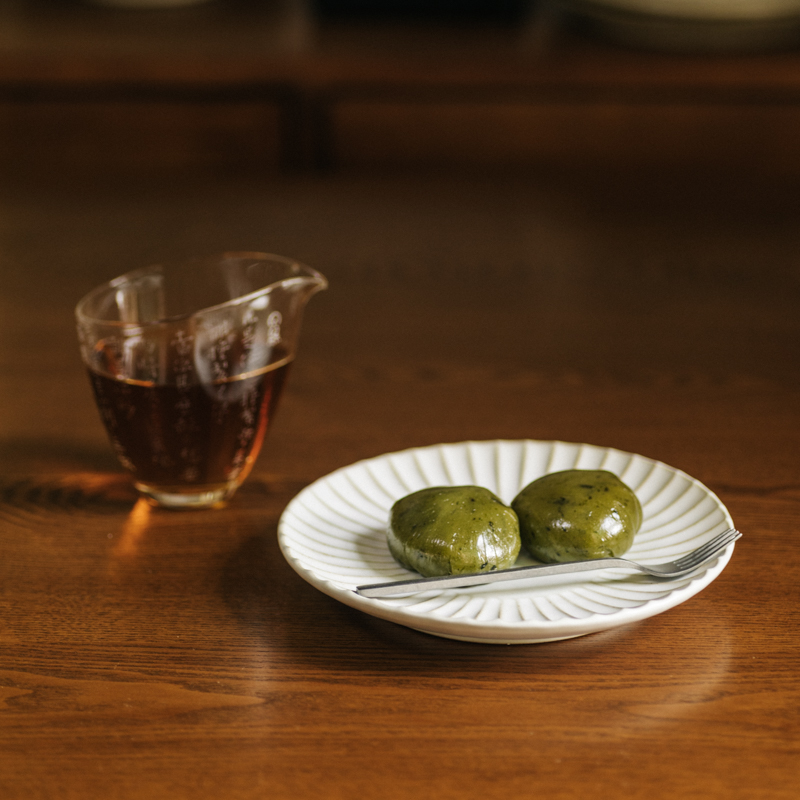 圆形陶泥日式复古陶瓷餐具点心盘