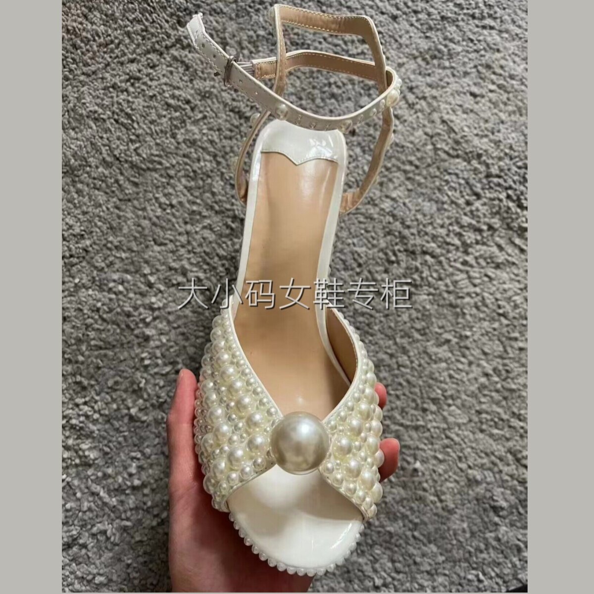 欧美外贸白色珍珠脚腕绑带大码凉鞋宴会新娘婚鞋中跟露趾细高跟鞋
