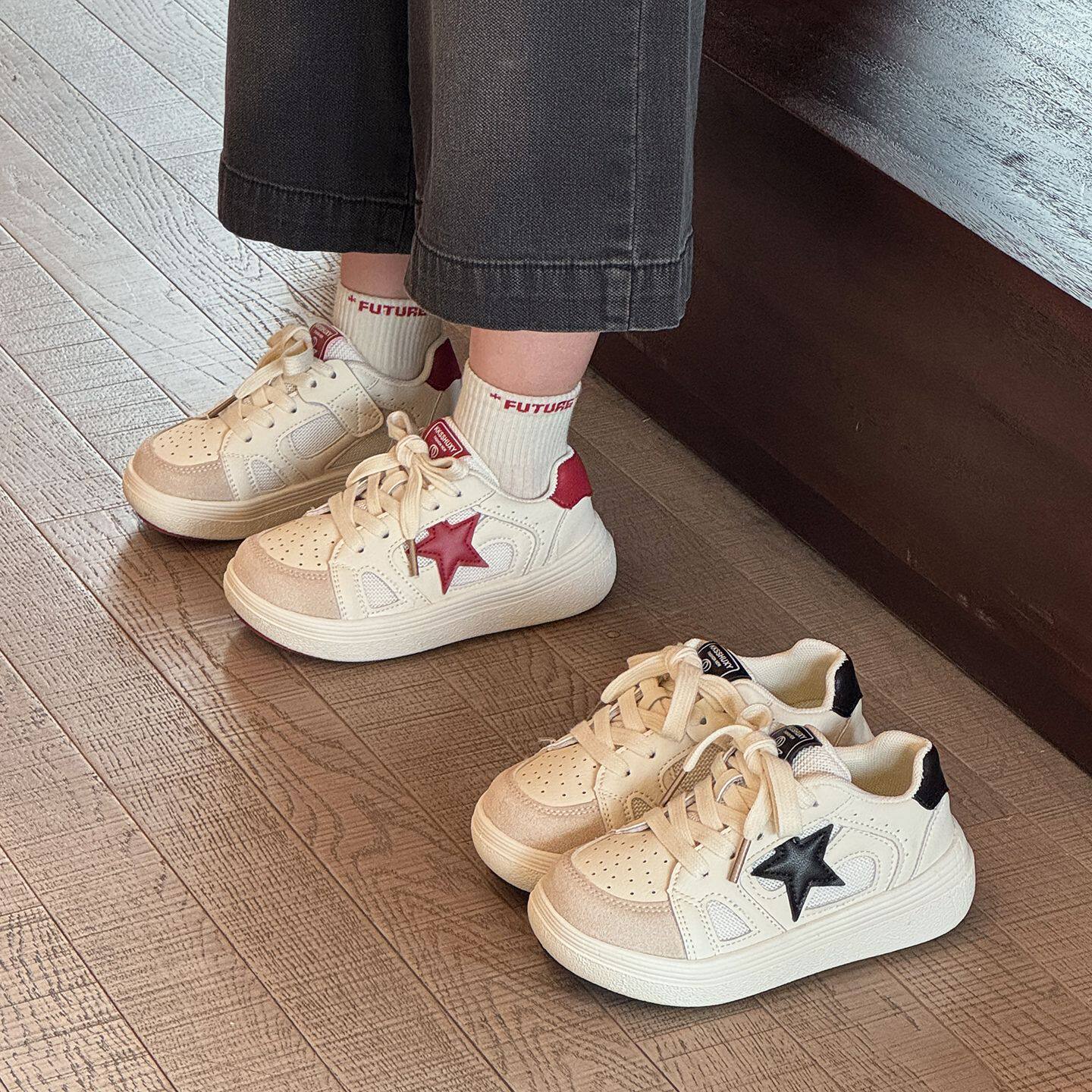 2026儿童复古星星休闲板鞋春秋款男女童透气厚底百搭运动小白鞋