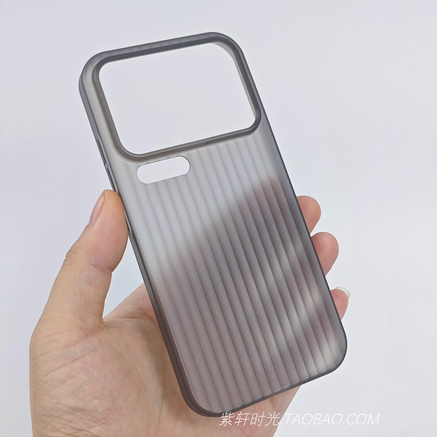超薄瓦楞磨砂PP硬壳适用小米17promax手机壳15spro高级14/13透黑色ultra红米K80至尊版K70苹果17pro大孔镜头