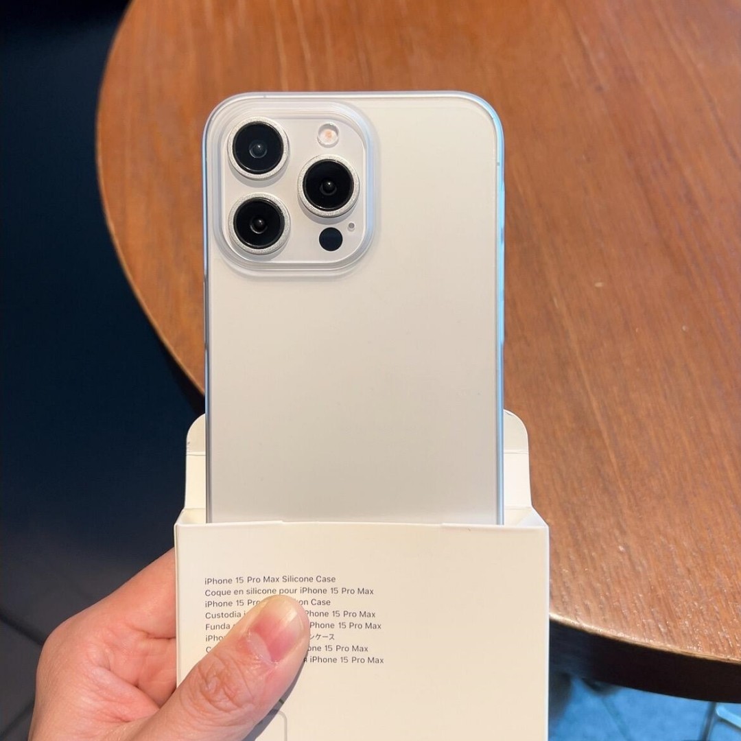 超薄冰雾壳磨砂透白色适用三星S24+手机壳S25ultra散热硬壳S23裸机无感套s23ultra肤感半透明不发黄轻奢高档