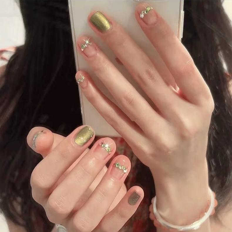 猫眼小清新纯手工穿戴甲法式显白