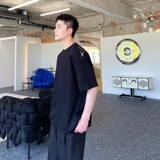 夏季简约韩版纯色垫肩皮袢设计圆领短袖男T恤雅痞休闲半袖157P70，男装T恤，星座901-1（原C217）