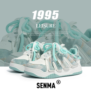 森马薄荷曼波板鞋女2026新款百搭厚底运动休闲网红爆款情侣面包鞋