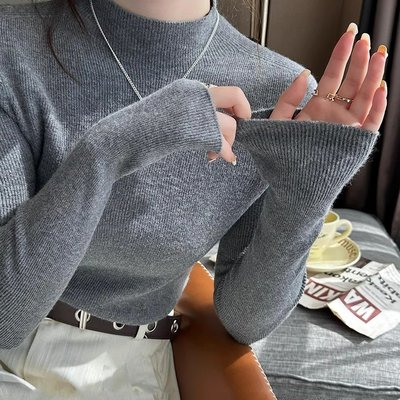 灰色打底衫女早秋2025新款黑色针织上衣内搭羊毛衫秋冬半高领毛衣