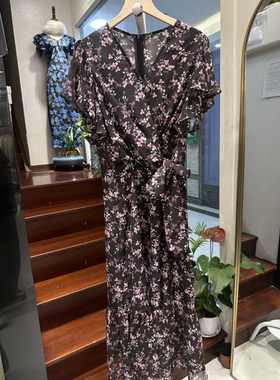 Q6729欧货时尚百搭显瘦V领中长款碎花系带气质连衣裙2026夏季新款