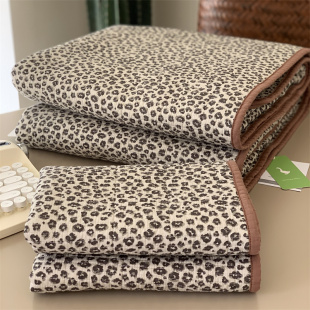 大鹅豹纹床盖三件套纯棉夹棉床单出口韩国正品双面全棉榻榻米垫子