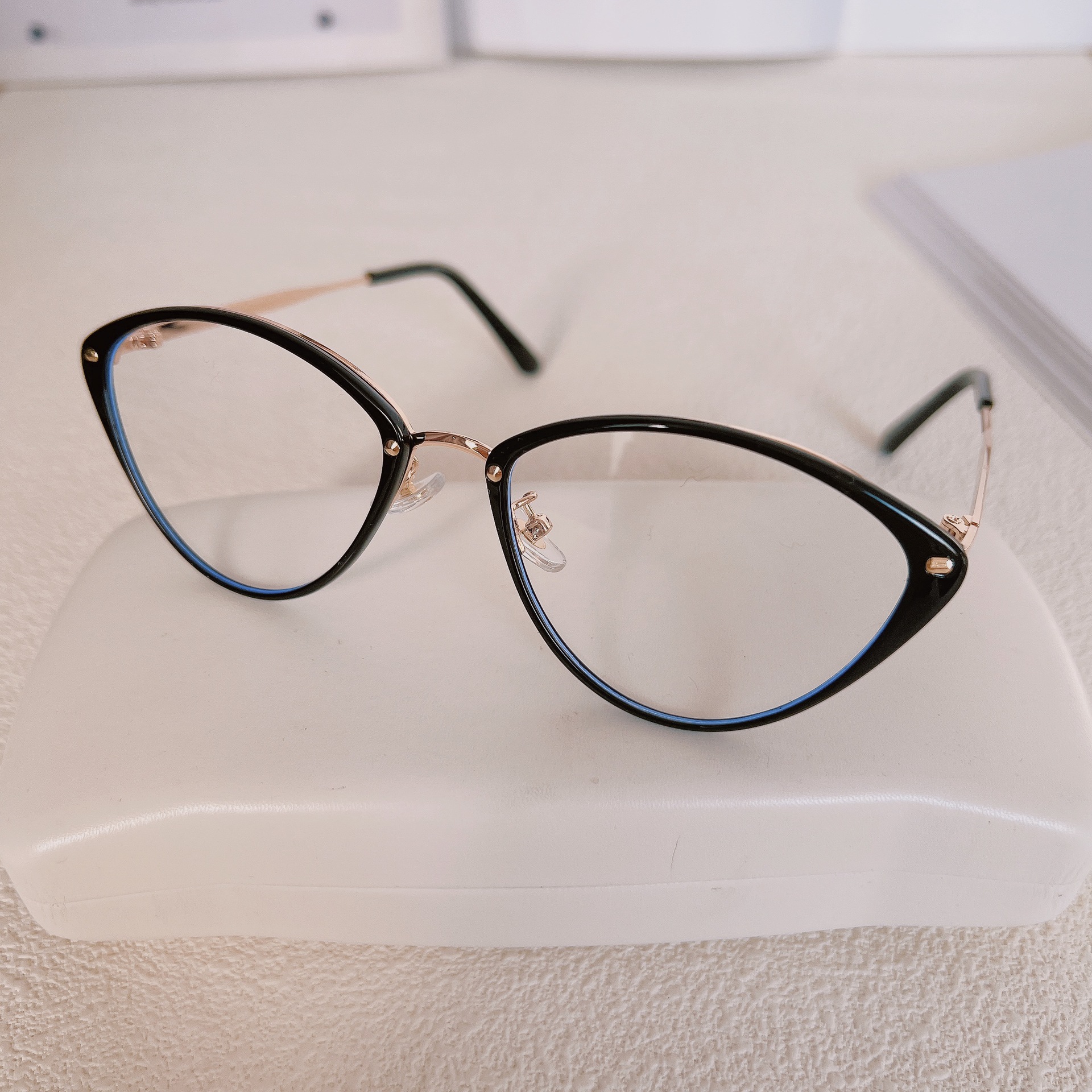 韩版时尚新款猫眼防蓝光平光镜女式可配近视素颜学生眼镜框三角形