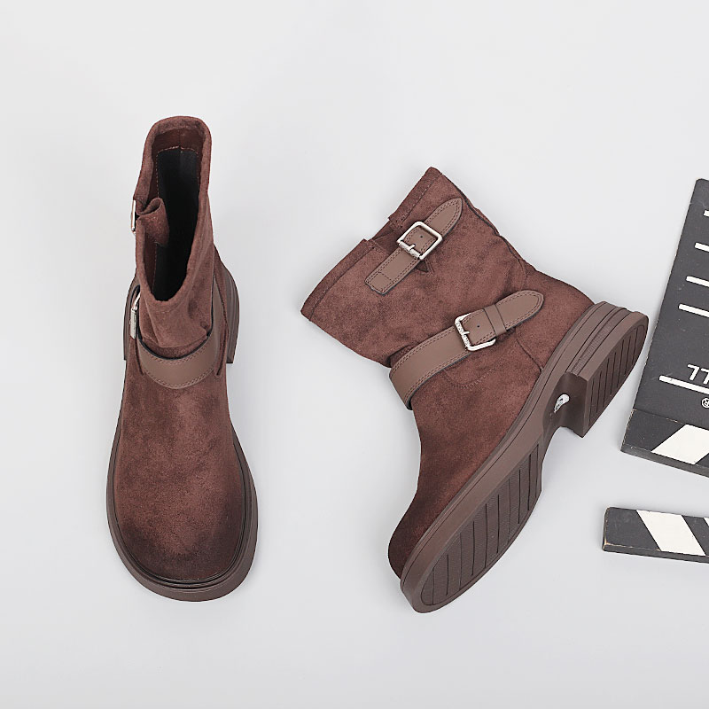 爆款大码女靴41-43时尚2025冬季舒适棉靴脚宽胖短靴特大号西部靴