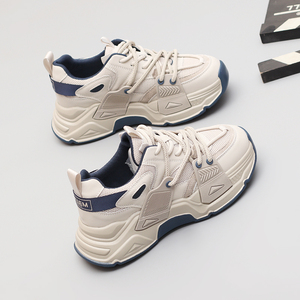 大码脚宽胖肥女鞋41一43休闲潮流大号单鞋2023春松糕底时尚老爹鞋